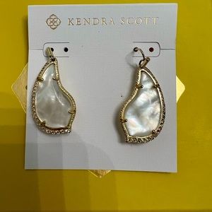 Kendra Scott Mother of Pearl Earings